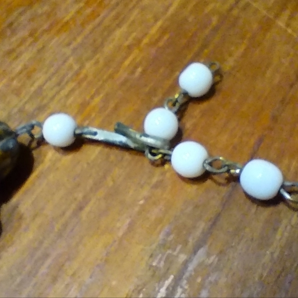 Vintage Multi-Strand Shell Necklace, White, 15 Inches, 2.5 Inch Extension - Picture 5 of 8